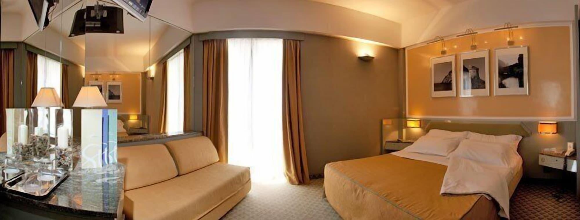 Circeo Park Hotel San Felice Circeo Esterno foto