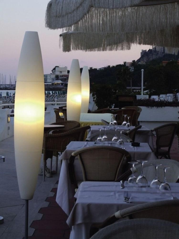Circeo Park Hotel San Felice Circeo Esterno foto