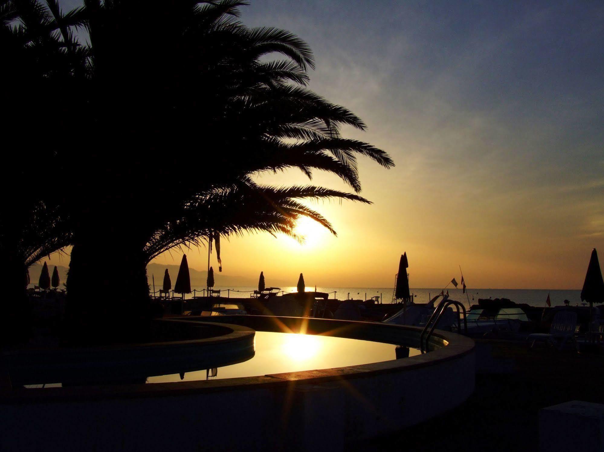 Circeo Park Hotel San Felice Circeo Esterno foto